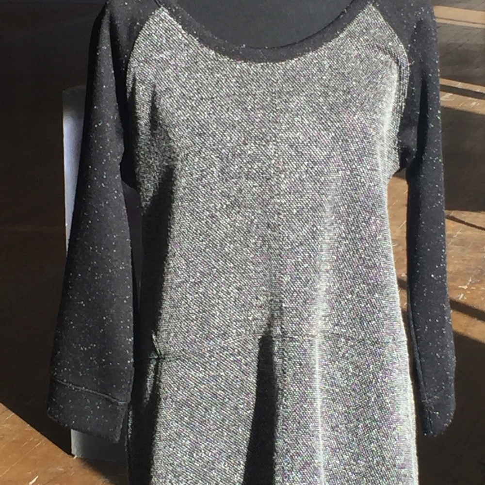 Black/white Long sleeve sweatshirt type dress - Picture 4 of 6